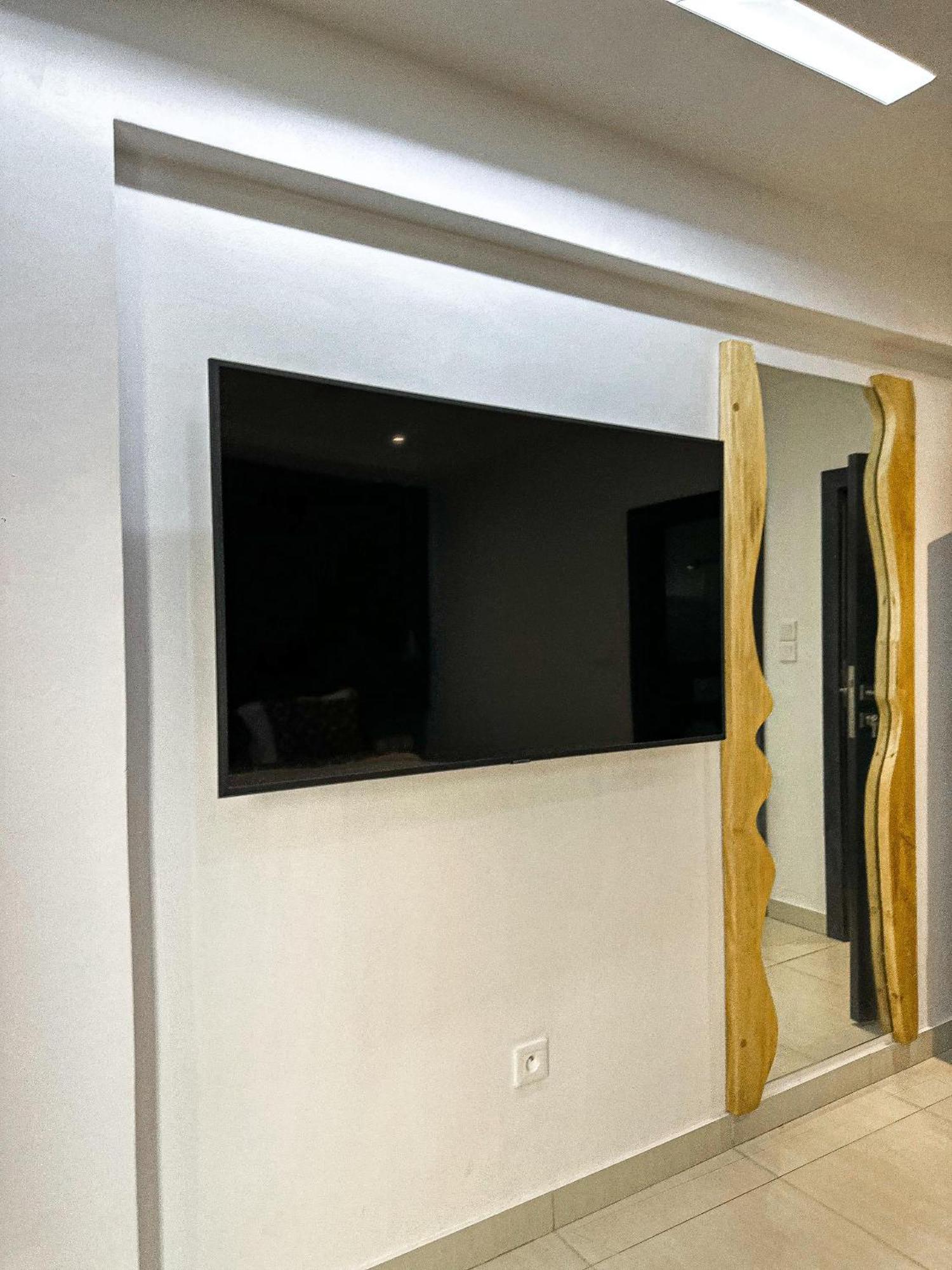 Klik Klak Appart Hotel Cotonou Bagian luar foto
