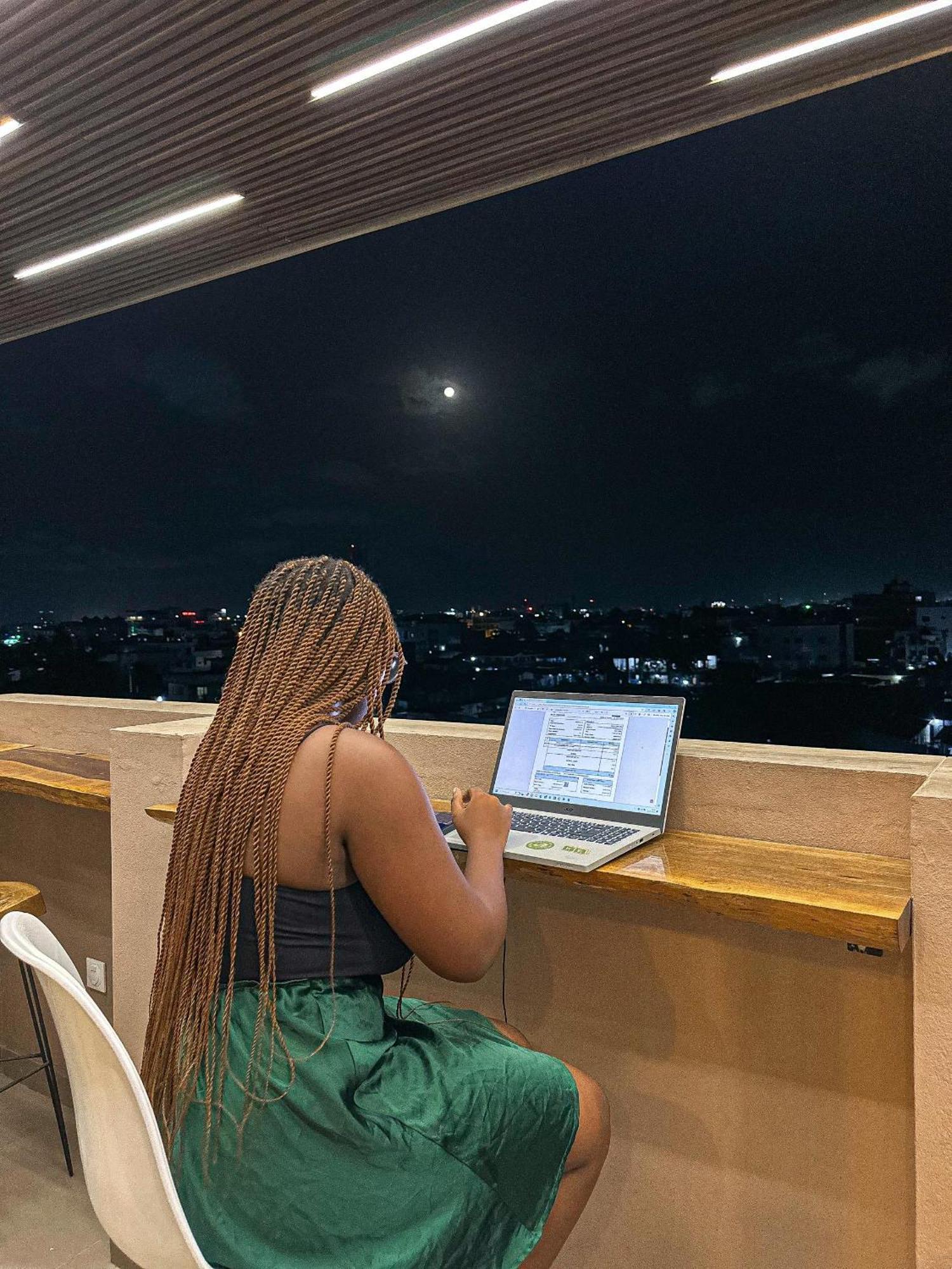 Klik Klak Appart Hotel Cotonou Bagian luar foto
