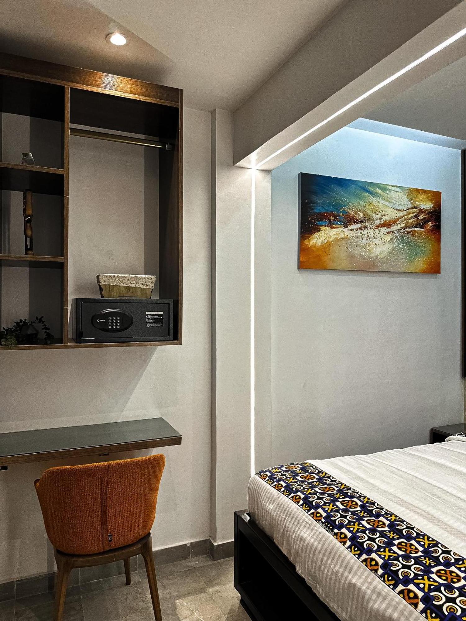 Klik Klak Appart Hotel Cotonou Bagian luar foto